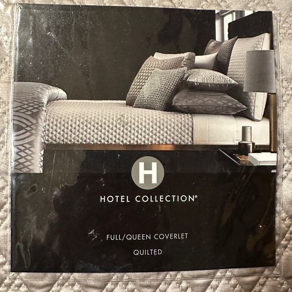 HOTEL COLLECTION Dimensions Tan Quilted Coverlet Full/Queen & Shams SET - Picture 3 of 6